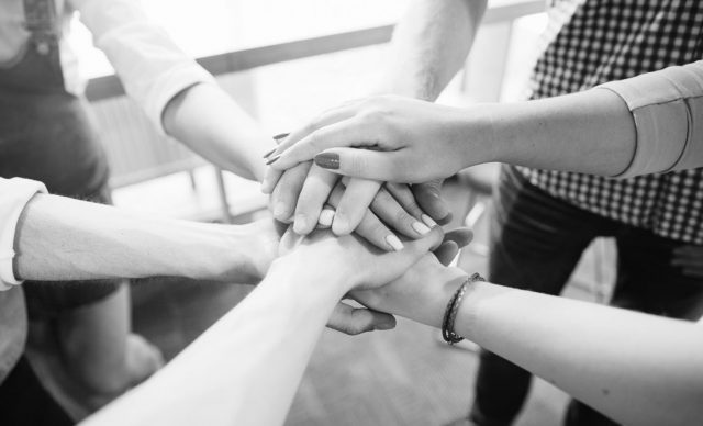 Verstärken Sie unser Team Verstärken Sie unser Team