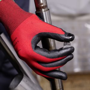 Schnittschutzklassen Handschuhe für die Industrie & Lebensmittelindustrie