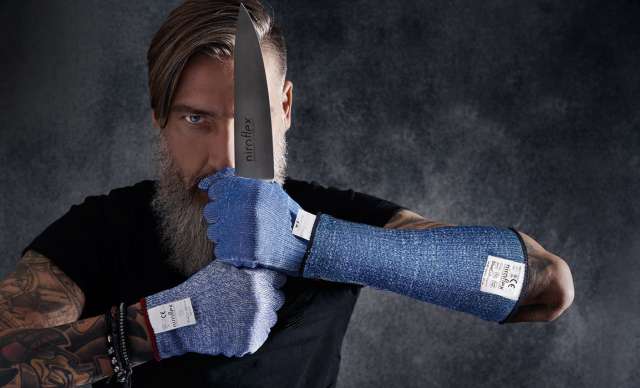 The BlueCut armguard – for even more safety! The BlueCut armguard – for even more safety!